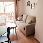 Altitude 1642 - T2 Avec Balcon & Piscine A Font-romeu Lägenhet