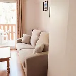 Altitude 1642 - T2 Avec Balcon & Piscine A Font-romeu *
