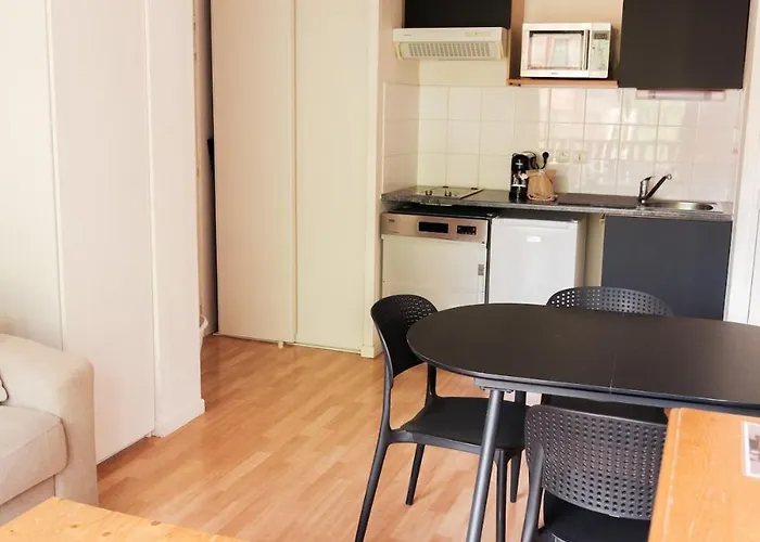 Lumineux - 4 Personnes Avec Terrasse - Skibux A Proximite *
